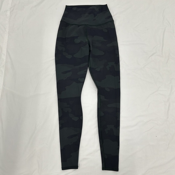 Alo Yoga High Waist Camo Vapor Legging Green Gray - Picture 2 of 8